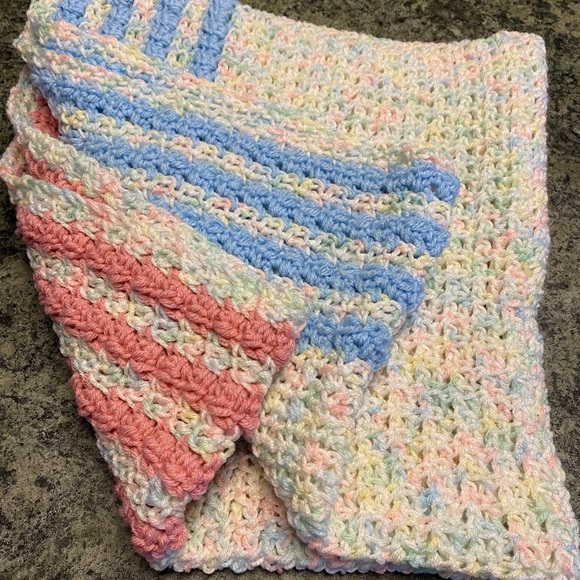 Baby blanket - Picture 1 of 2